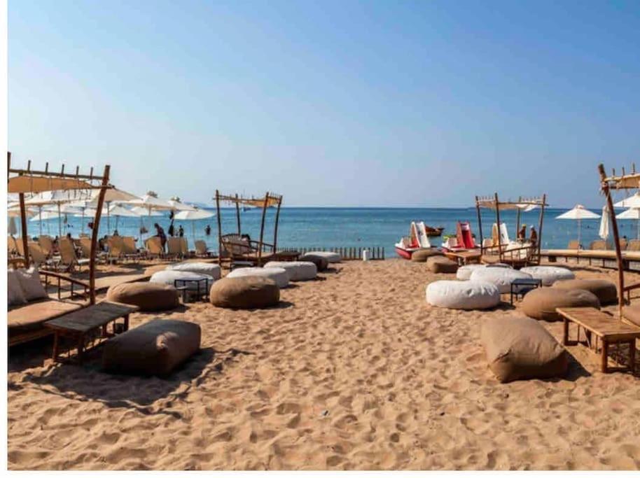 Lux Beach Apartment Vari  Bagian luar foto