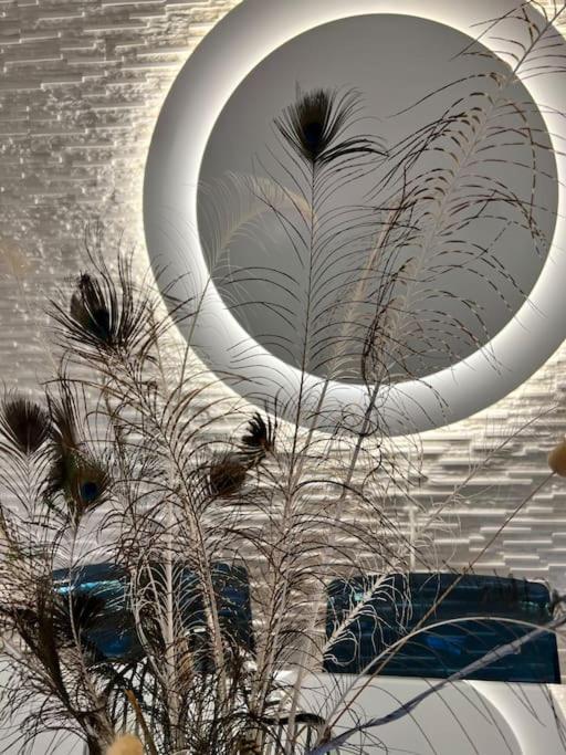 Lux Beach Apartment Vari  Bagian luar foto